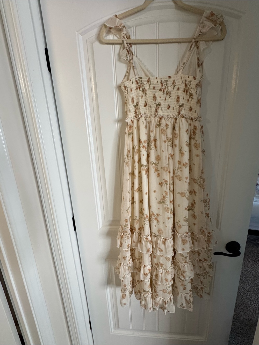 Cream Floral Ruffled Midi Dress - Picture 2 of 3